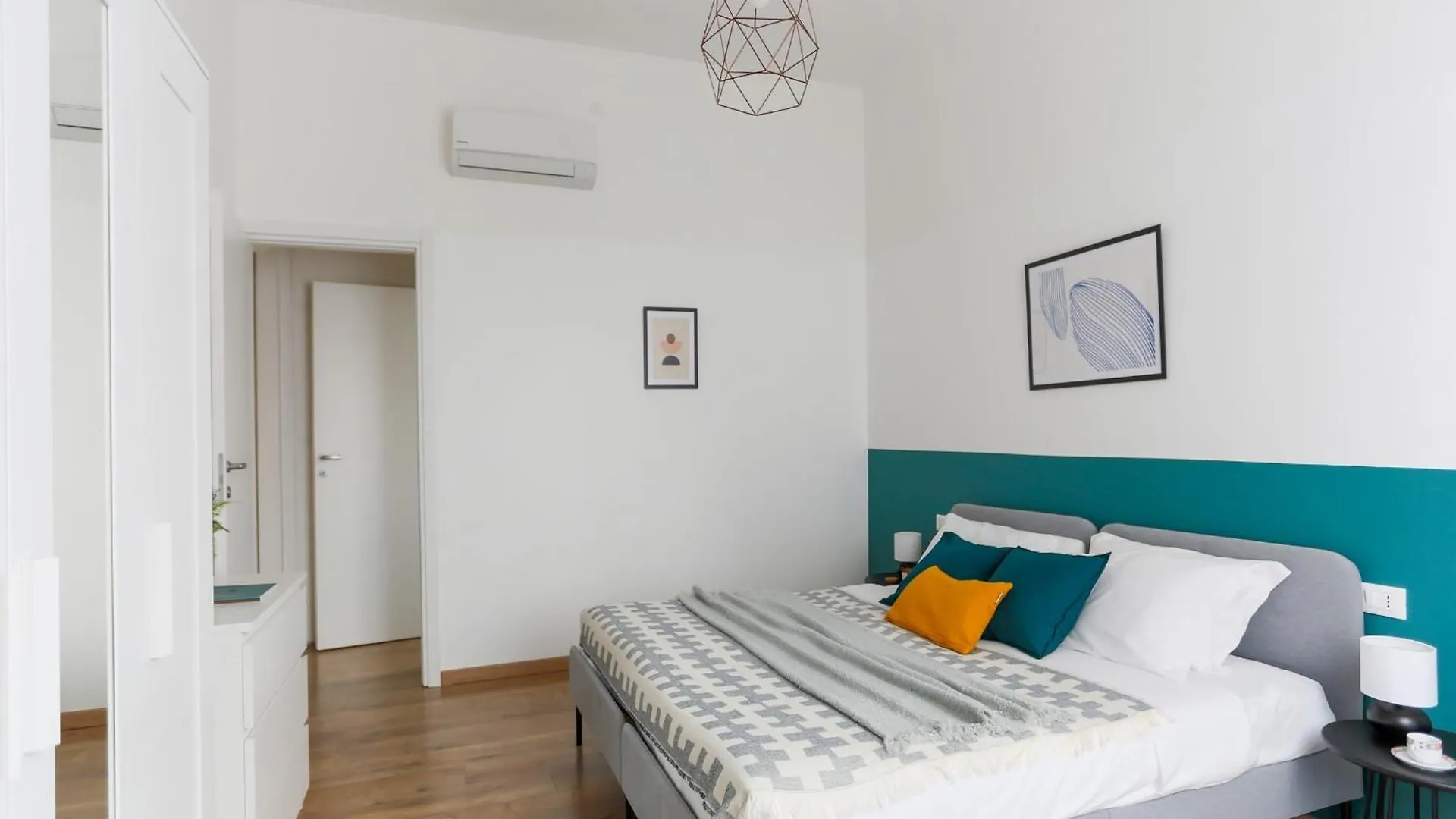 The Best Rent - Cozy Two-Bedroom Apartment Near Colonne S Lorenzo Milano