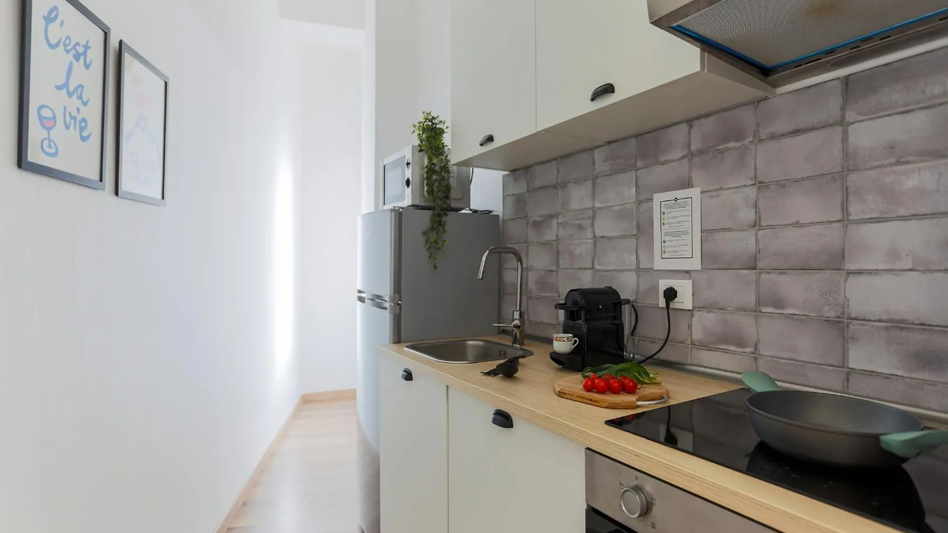 The Best Rent - Cozy Two-Bedroom Apartment Near Colonne S Lorenzo Milano Italien