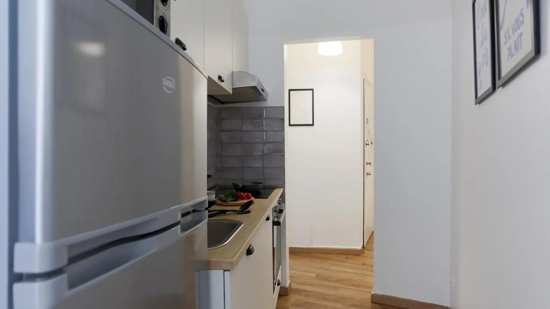 The Best Rent - Cozy Two-Bedroom Apartment Near Colonne S Lorenzo Milan