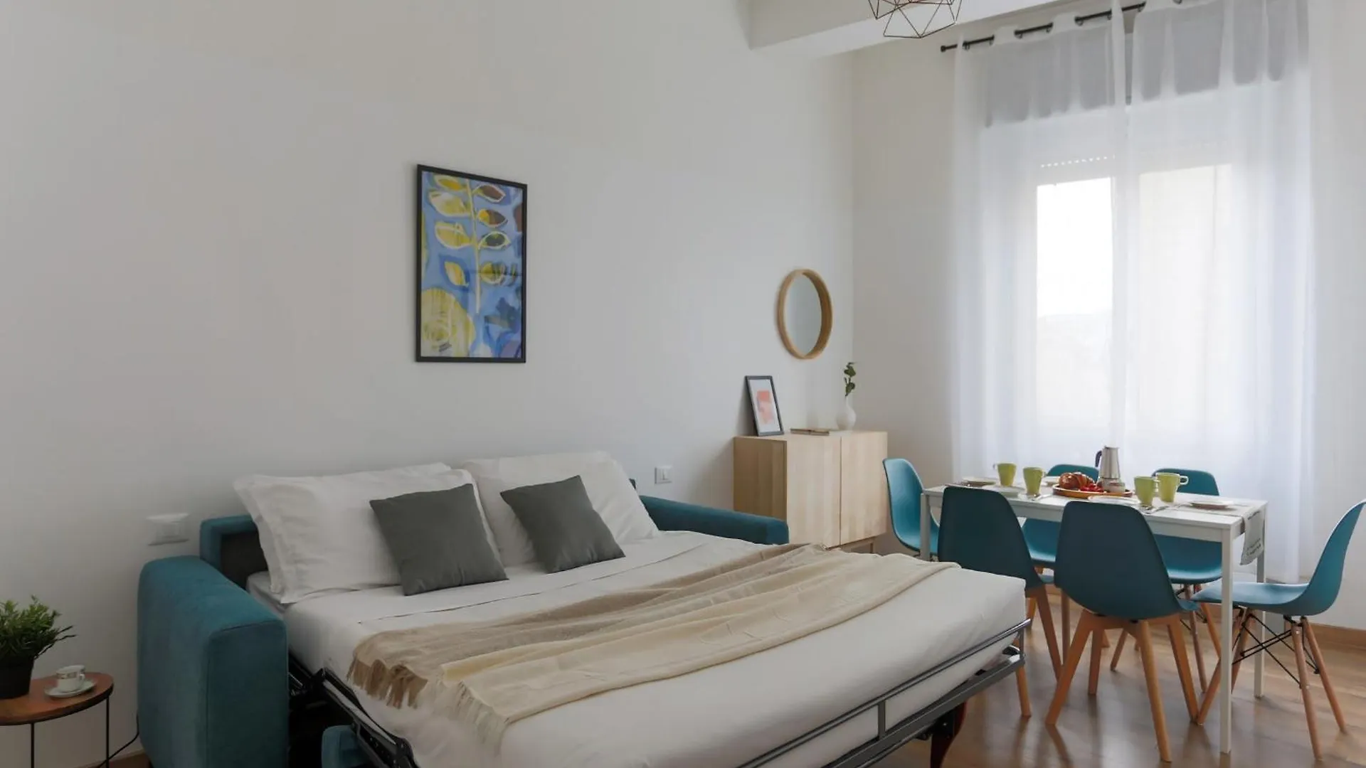 The Best Rent - Cozy Two-Bedroom Apartment Near Colonne S Lorenzo Milan