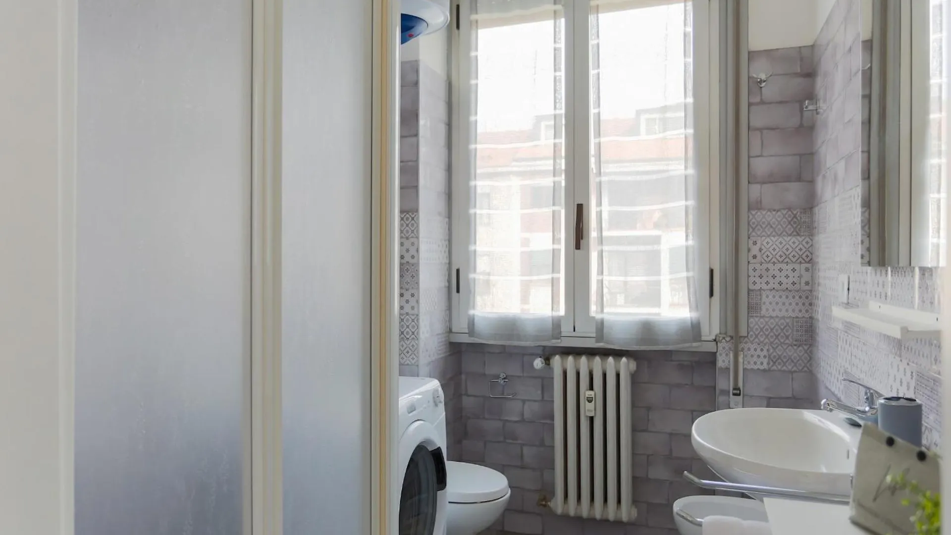 The Best Rent - Cozy Two-Bedroom Apartment Near Colonne S Lorenzo Milán 0*,